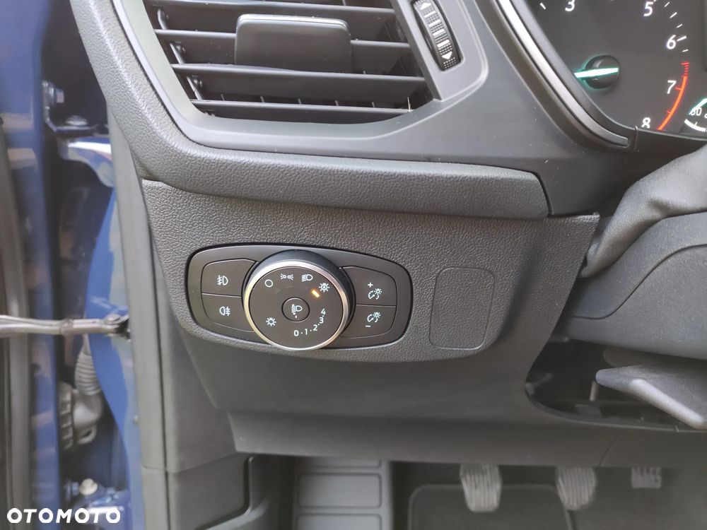 Ford Focus 1.0 EcoBoost Trend Edition - 24