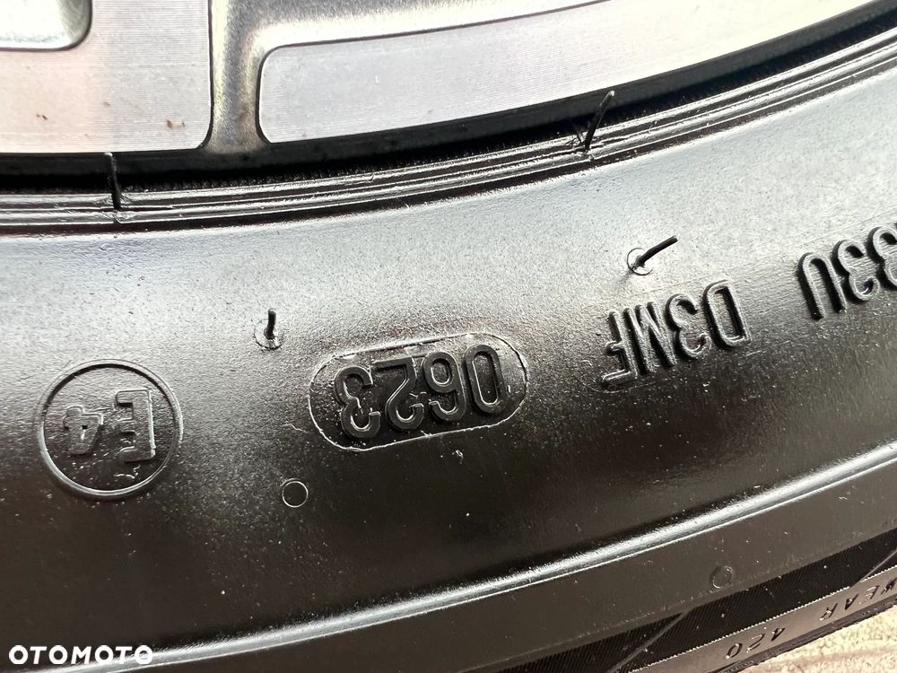 Mercedes-Benz GLE 300 d 4Matic 9G-TRONIC AMG Line - 23