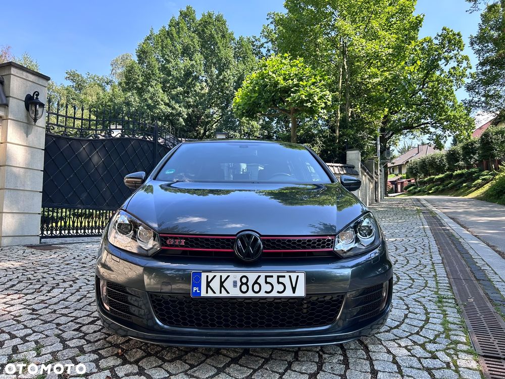 Volkswagen Golf 2.0 TSI GTI DSG - 2