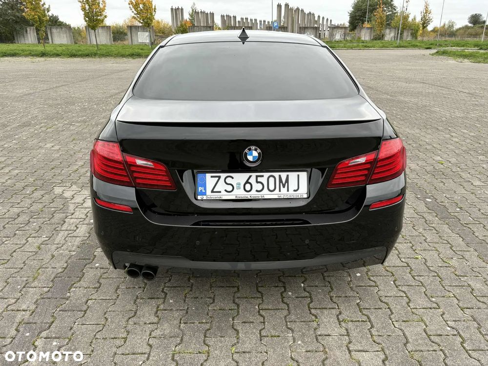 BMW Seria 5 520d xDrive - 8