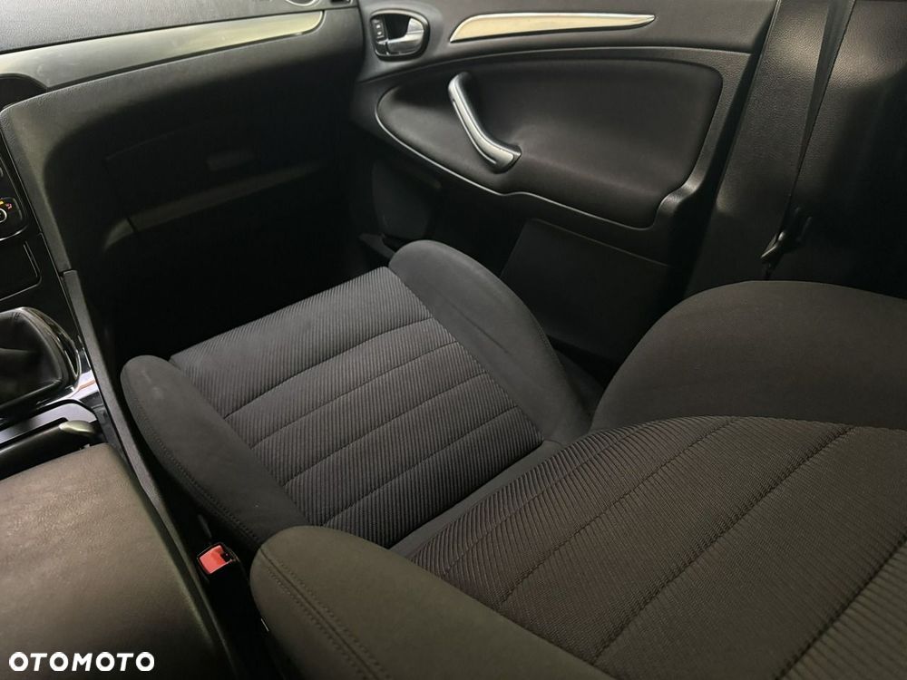 Ford S-Max 2.0 TDCi DPF Titanium - 22