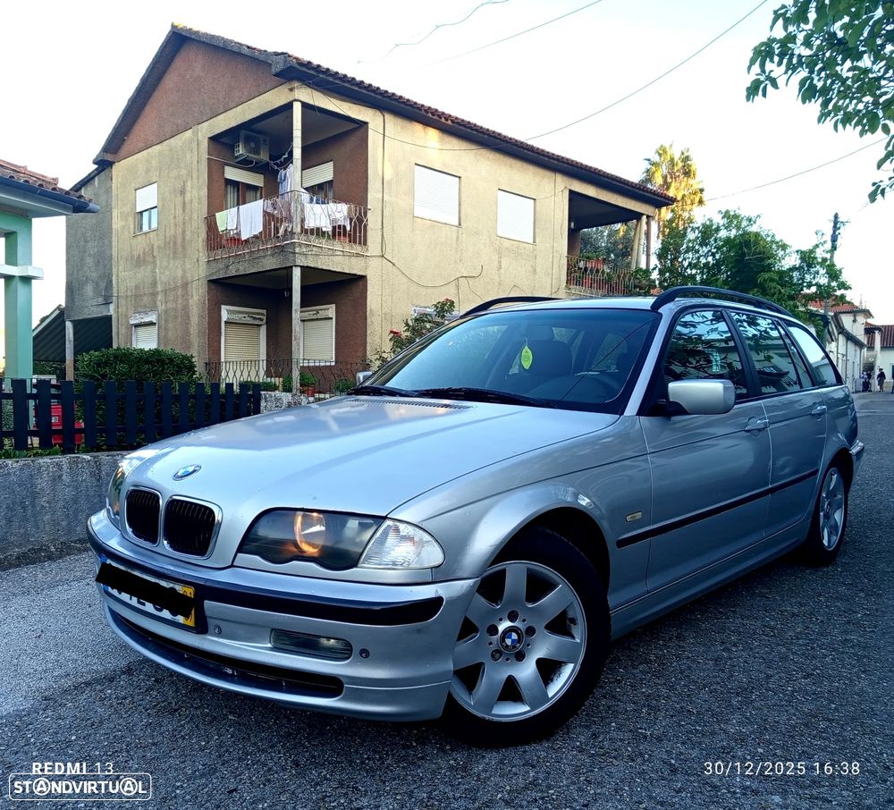 BMW 320 d Touring - 4