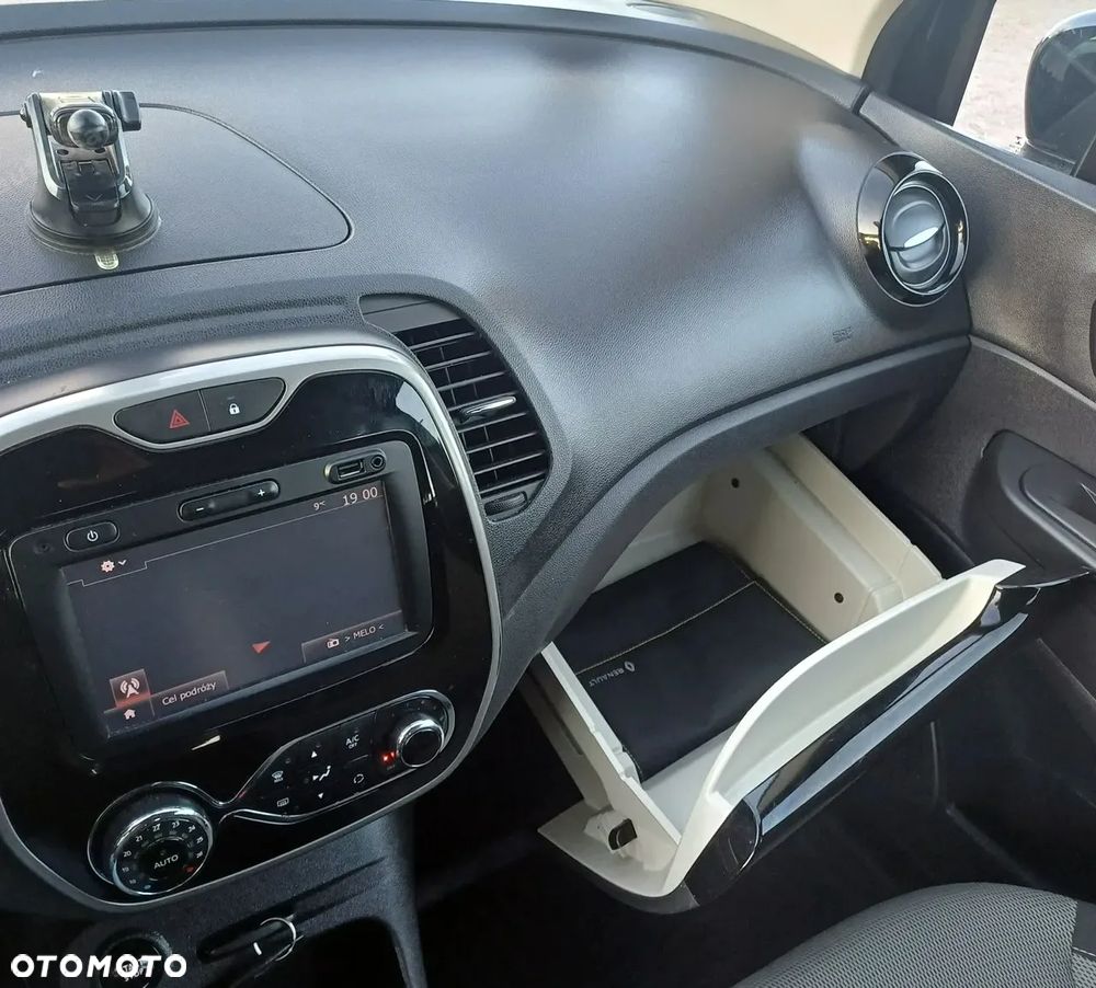 Renault Captur - 19