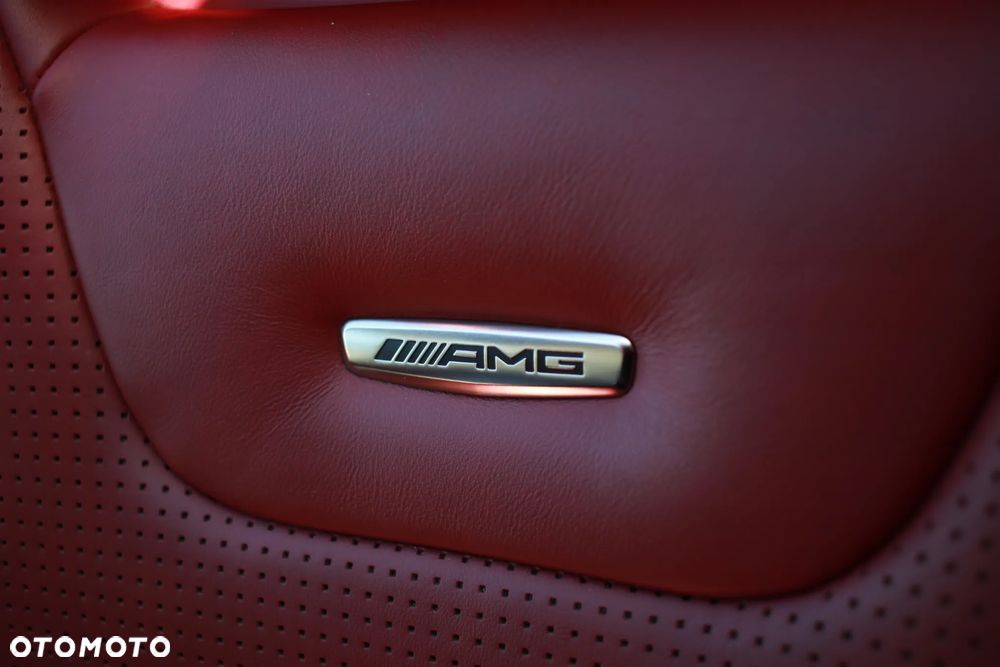 Mercedes-Benz SL 63 AMG - 17