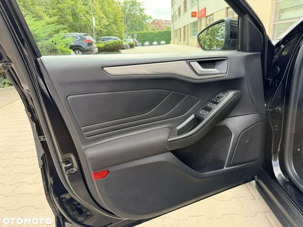 Ford Focus - 18