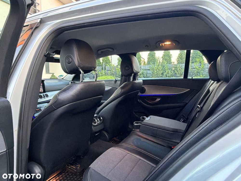 Mercedes-Benz Klasa E 220 d 9G-TRONIC Avantgarde - 28