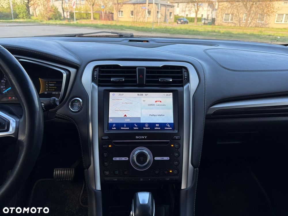 Ford Mondeo SW 2.0 Hybrid Vignale - 23