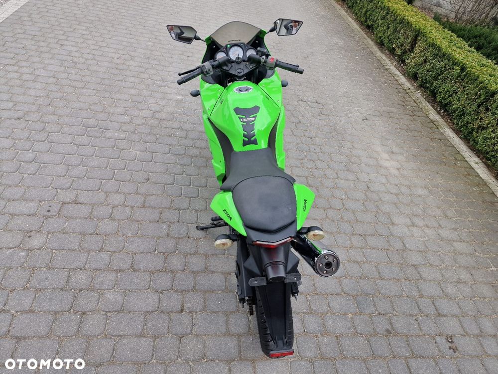 Kawasaki Ninja 250R - 14