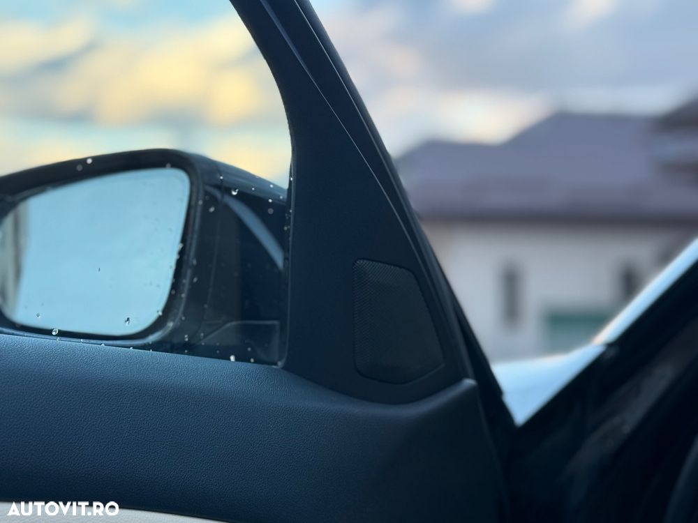 BMW Seria 3 330e Aut. - 18