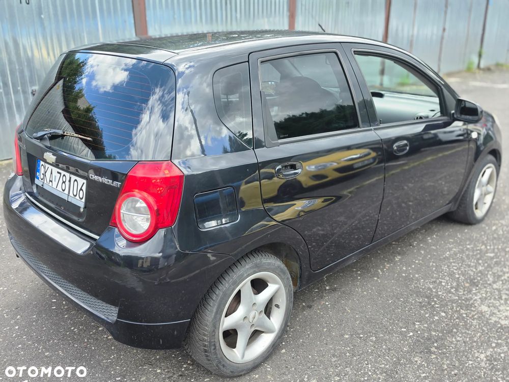 Chevrolet Aveo - 2