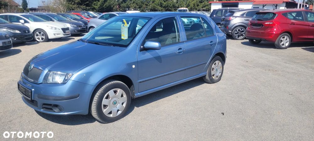 Skoda Fabia 1.4 16V Style Edition - 8