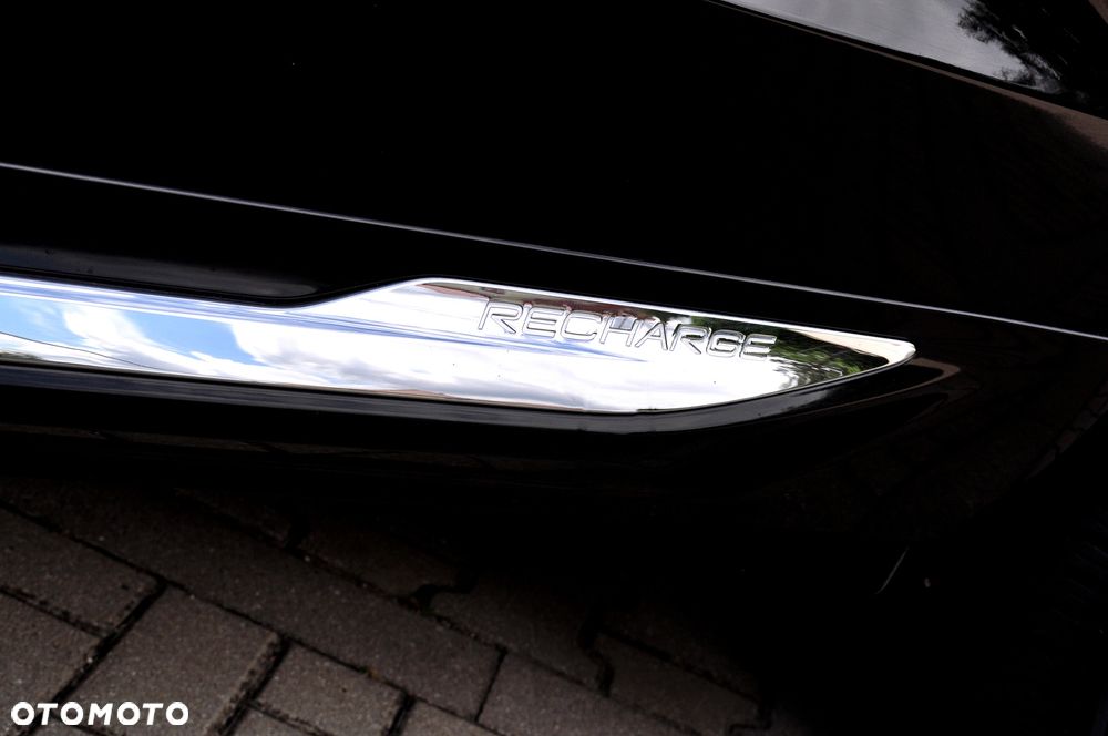 Volvo XC 60 T6 Plug-In Hybrid AWD Core - 16