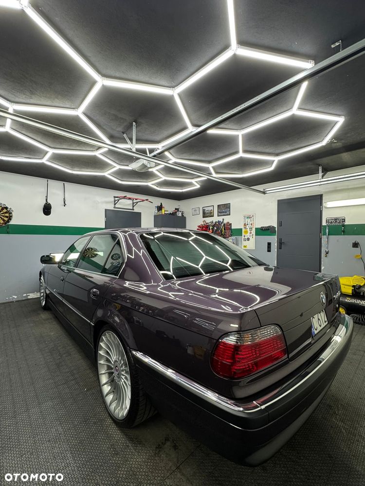 BMW Seria 7 740iL - 4