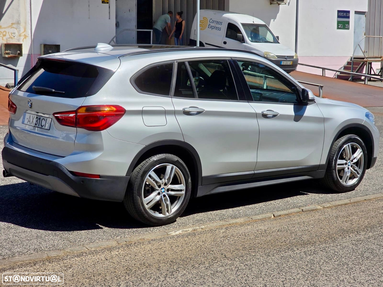 BMW X1 18 d sDrive Advantage Auto - 6
