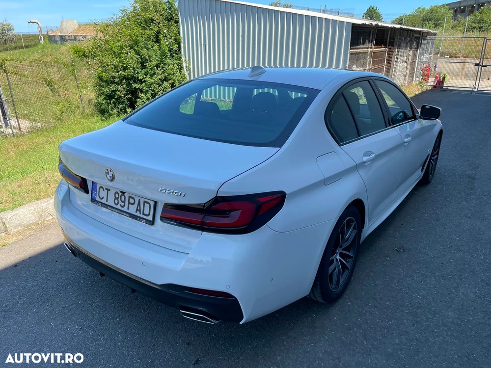 BMW Seria 5 520i Aut. M Sport Edition - 6