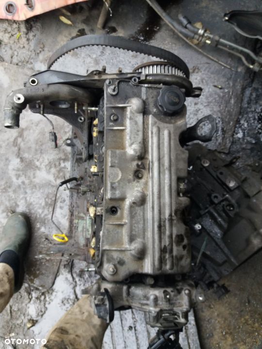Mazda 323 PREMACY 626 2,0 DITD SILNIK MOTOR - 1