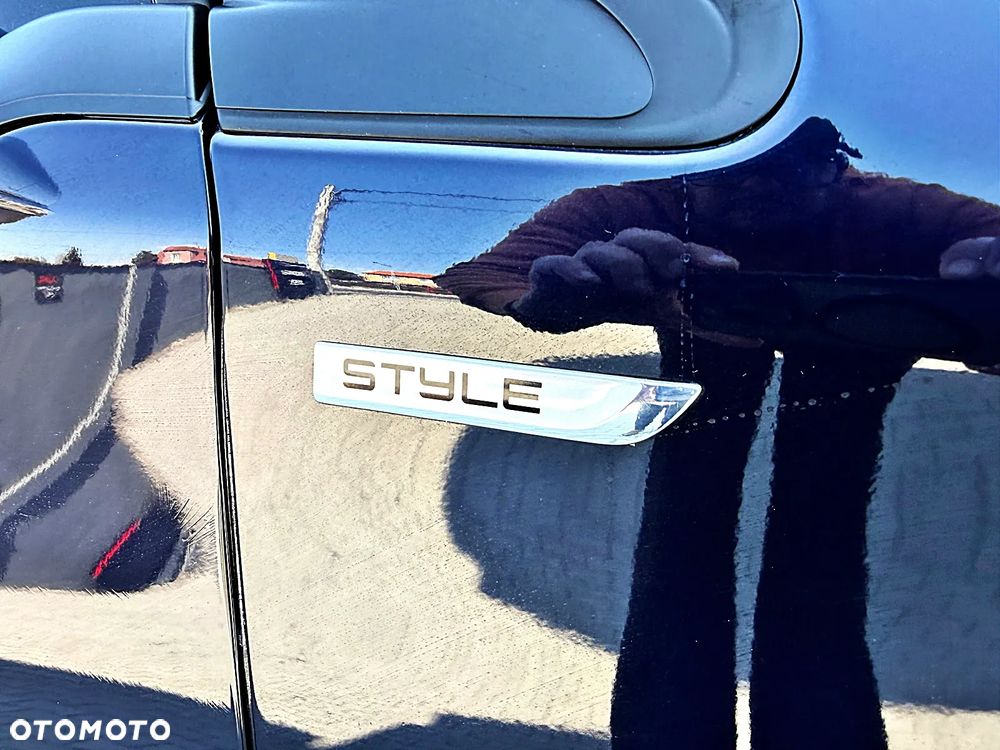 Peugeot 208 e-HDi 92 Stop&Start Style - 13