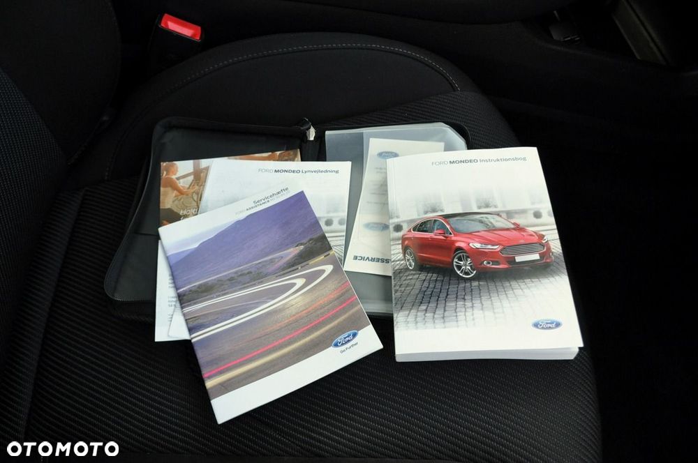 Ford Mondeo - 40