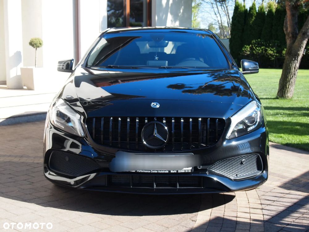 Mercedes-Benz Klasa A 220 4-Matic AMG Line - 4