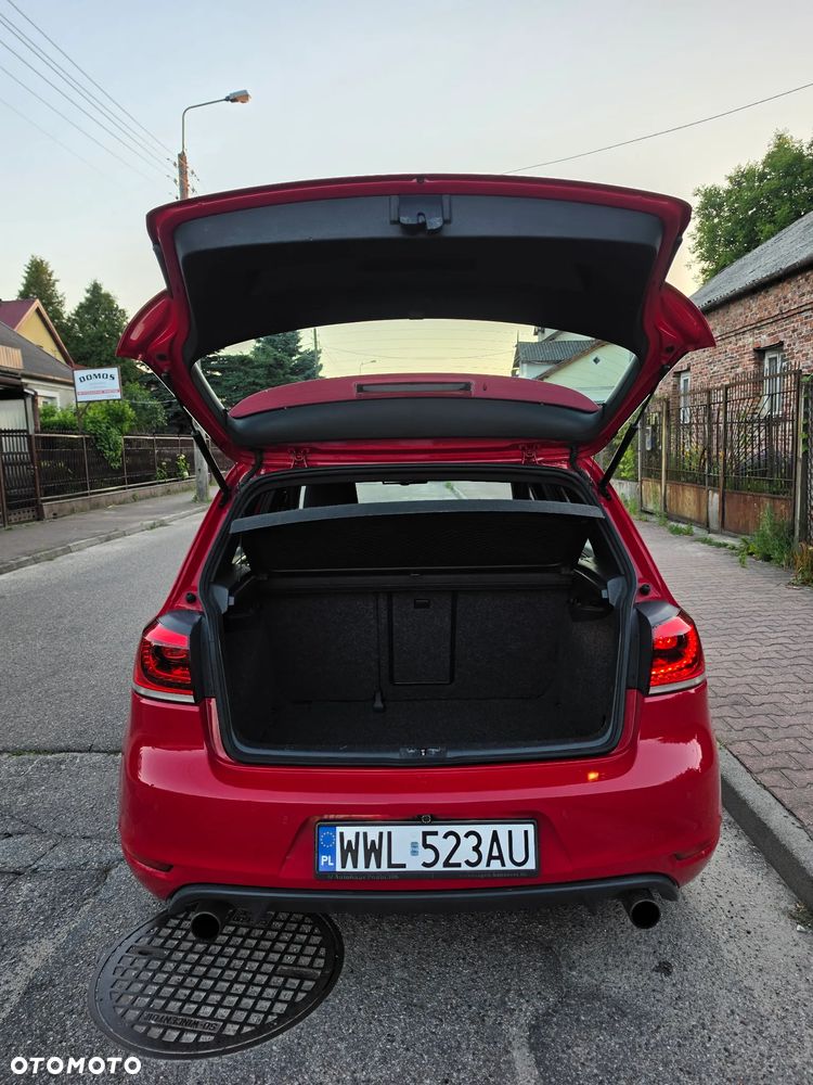 Volkswagen Golf 2.0 TSI GTI - 14