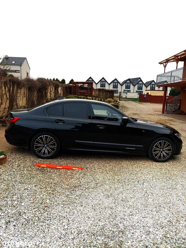 BMW Seria 3 318d M Sport - 4