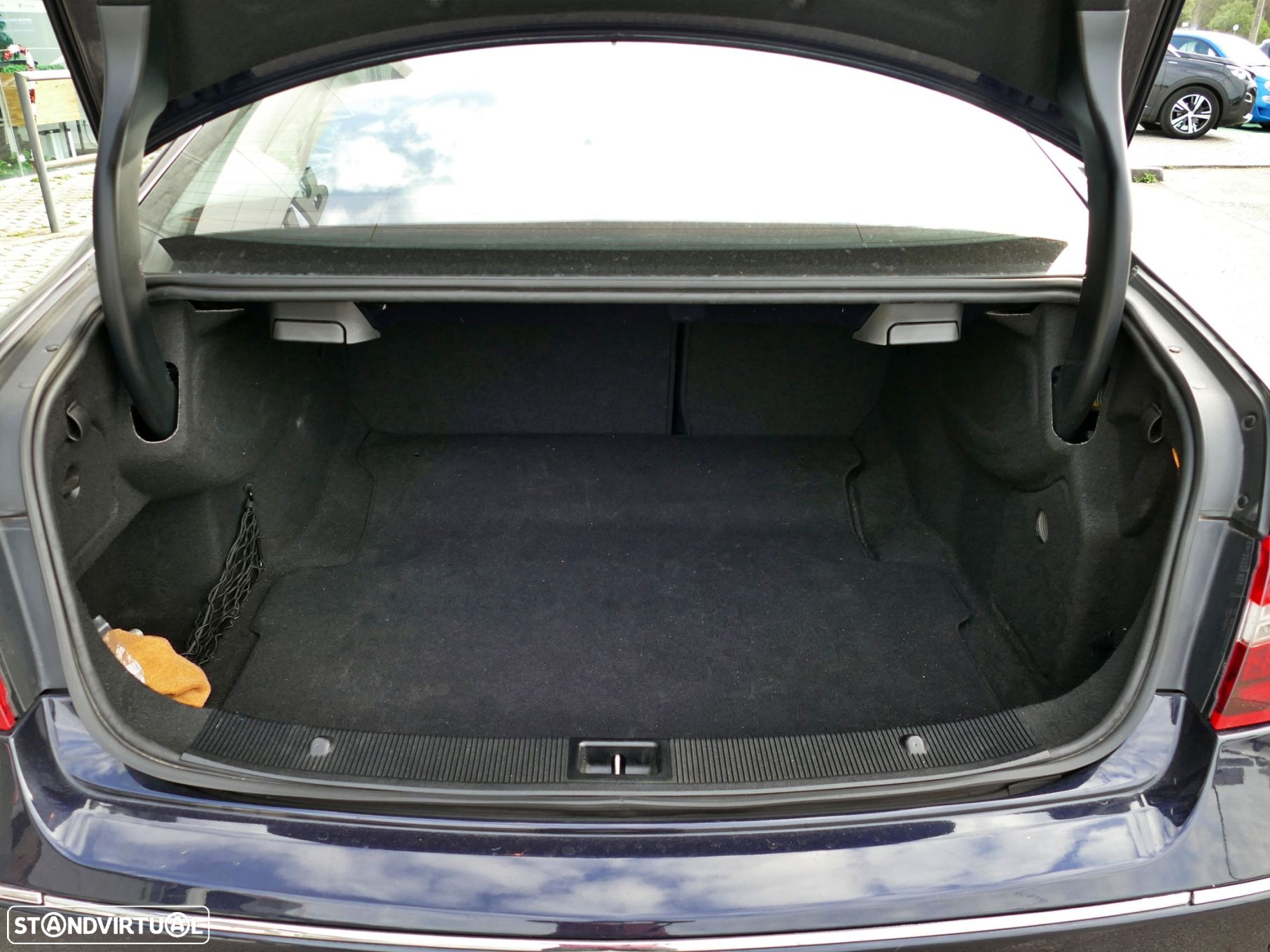 Mercedes-Benz E 250 CDi Avantgarde BlueEfficiency - 13