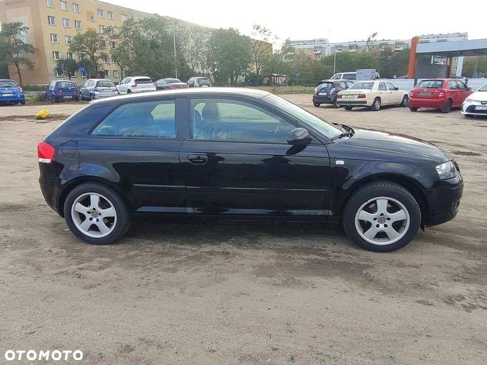 Audi A3 1.6 Ambition - 4