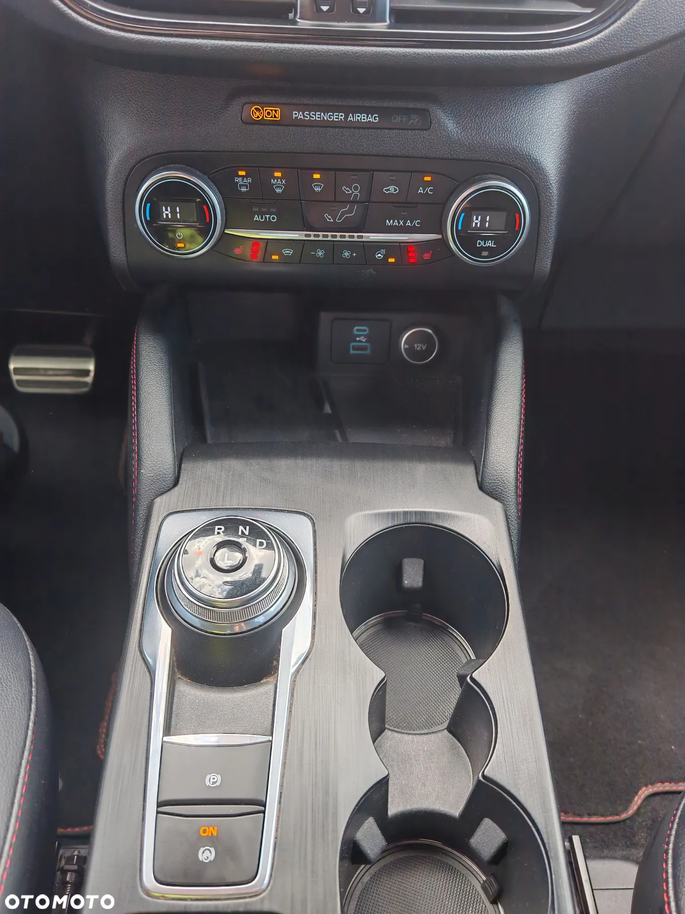 Ford Kuga 2.5P PHEV FWD ST-Line X - 17