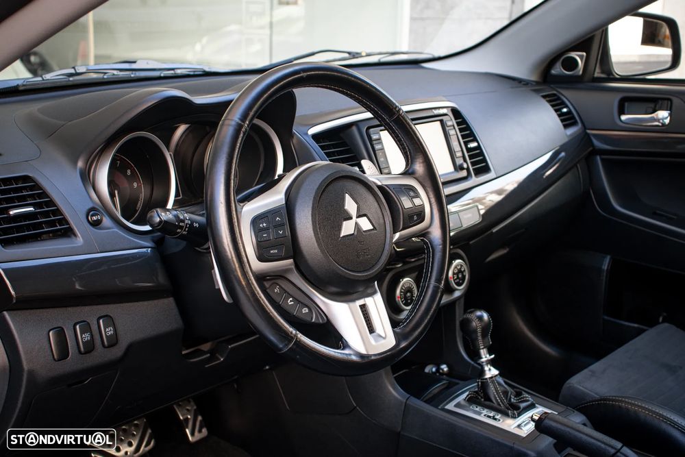 Mitsubishi Lancer - 7