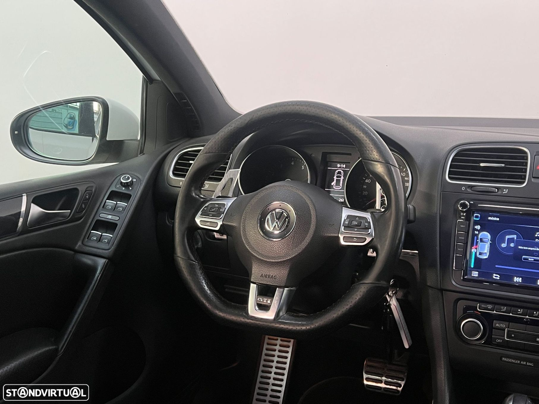 VW Golf 2.0 TSi GTI DSG - 28