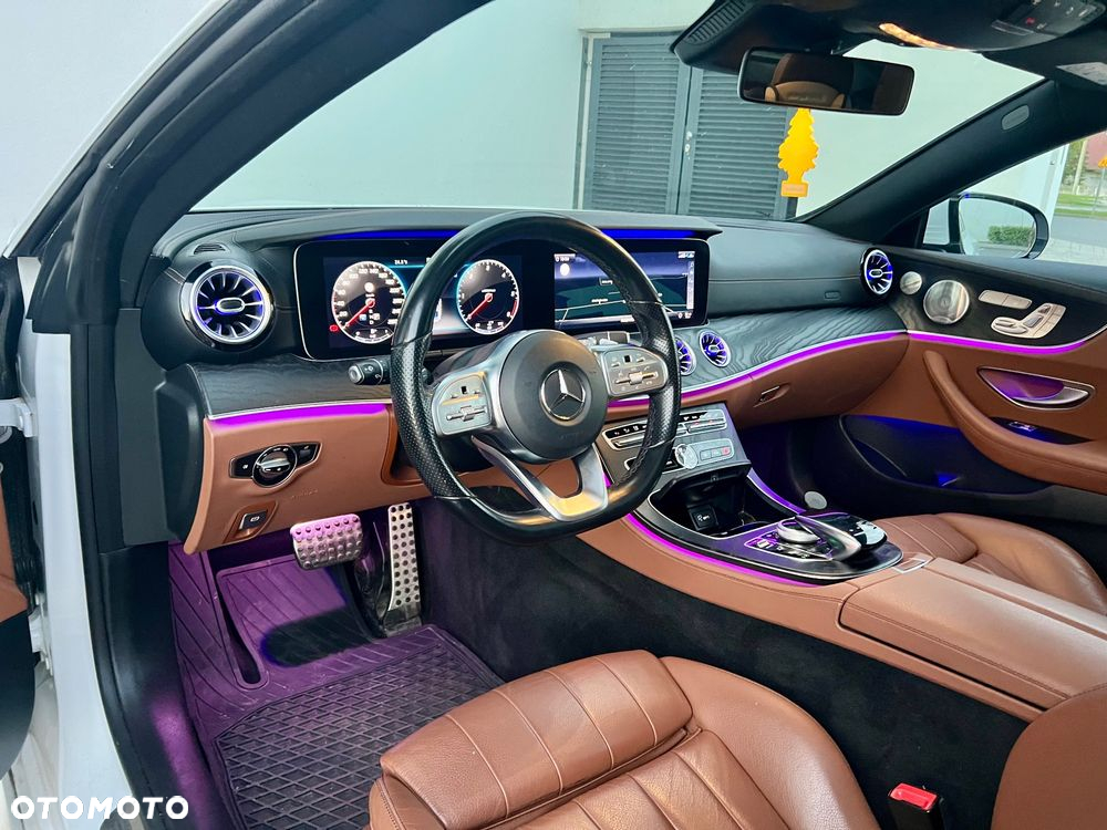 Mercedes-Benz Klasa E 220 d Coupe 4-Matic 9G-TRONIC - 8