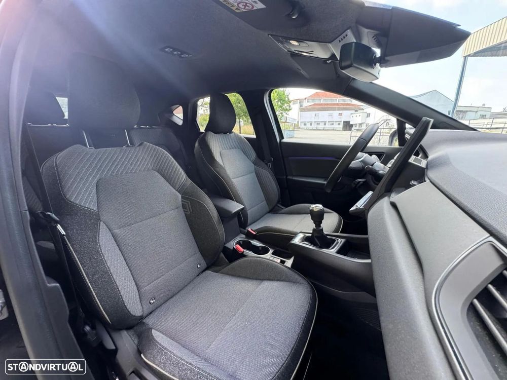 Renault Captur 1.0 TCe Techno - 29