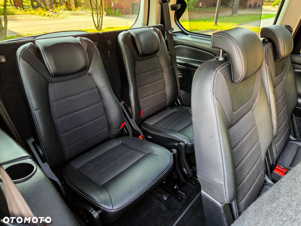Ford Galaxy 2.0 TDCi Titanium - 9
