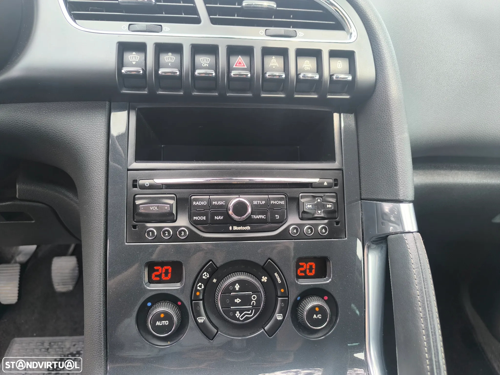 Peugeot 3008 1.6 HDi Style - 8