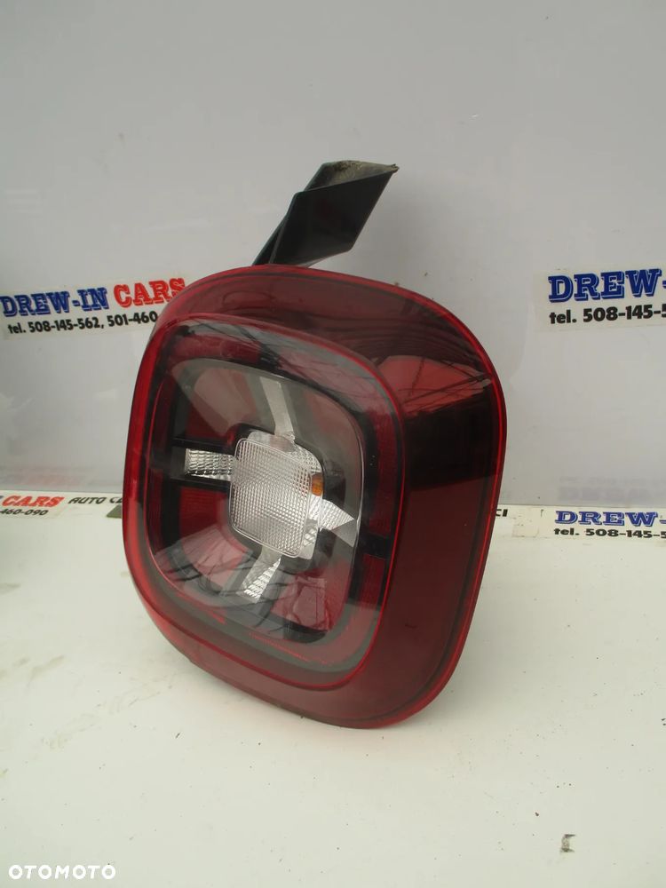 DACIA DUSTER II 2017- LAMPA TYLNA PRAWA 265503601R - 2