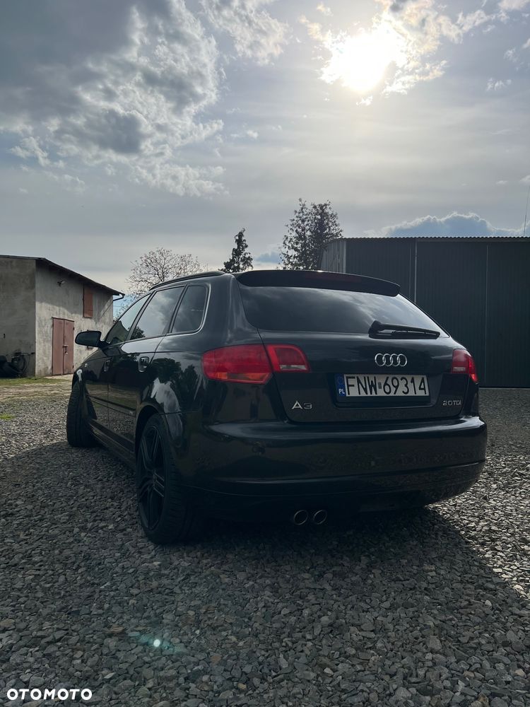 Audi A3 Sportback 2.0 TDI DPF S line Sportpaket - 11