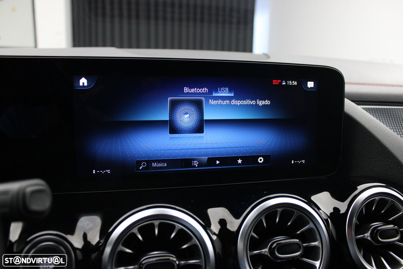 Mercedes-Benz EQA 250+ AMG Line - 22