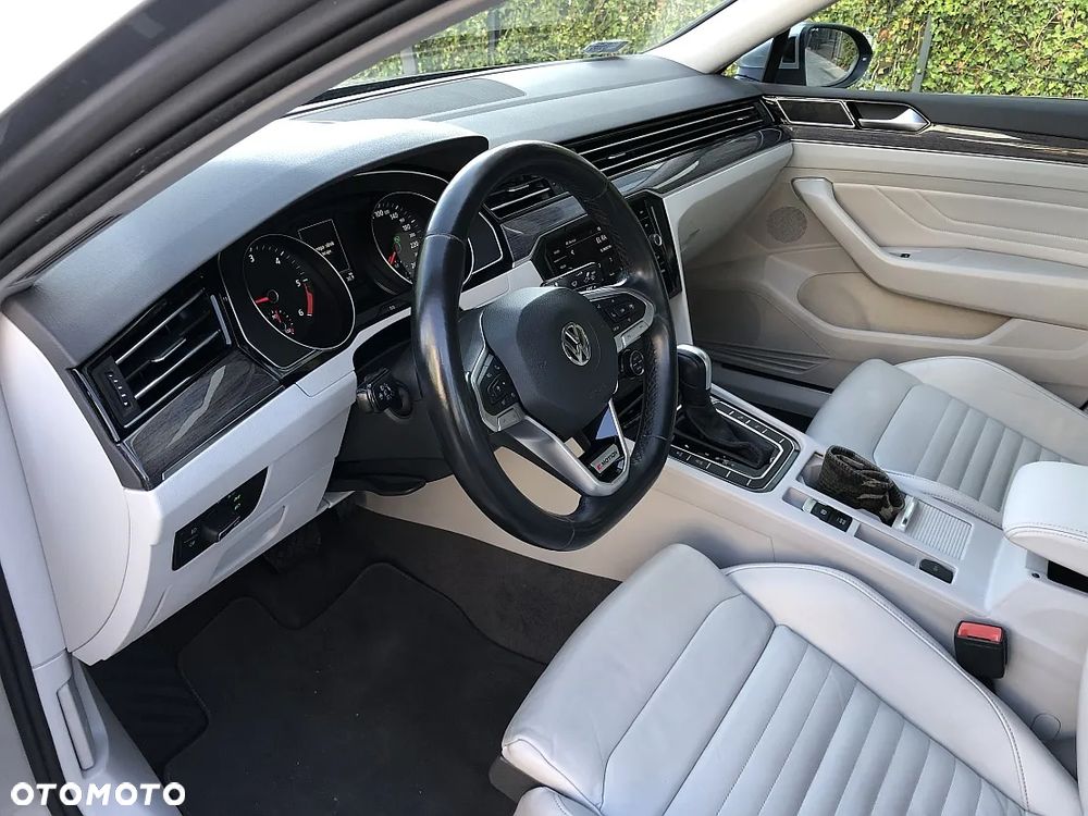 Volkswagen Passat 2.0 TDI BMT SCR 4Mot Highline DSG7 - 39