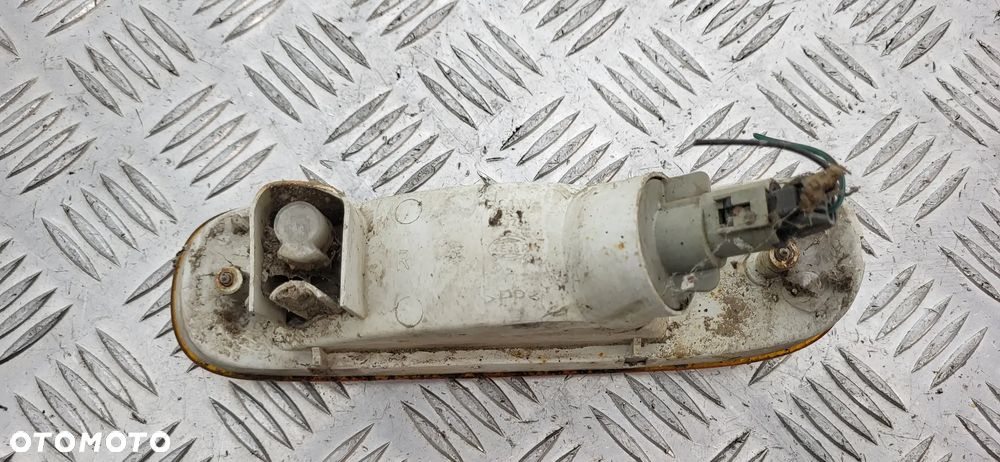 Nissan Terrano II Kierunkowskaz Zderzaka Prawy Przód - 6