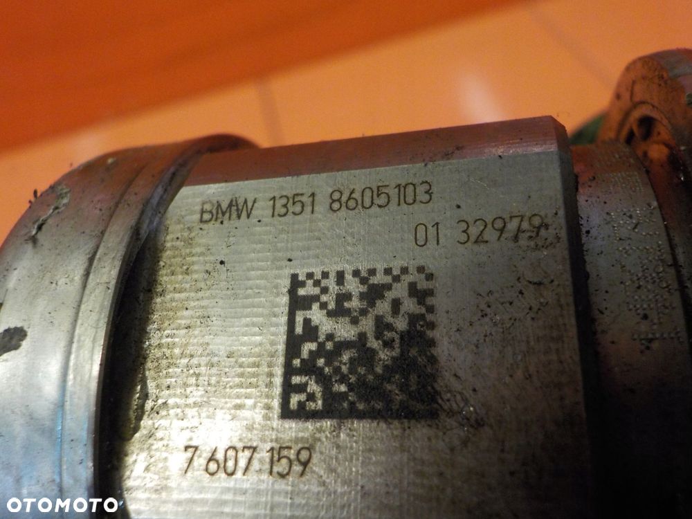 BMW 3 F30 F20 1.6 316i 15r 136KM N13 pompa paliwa 0261520288 8605103 - 5