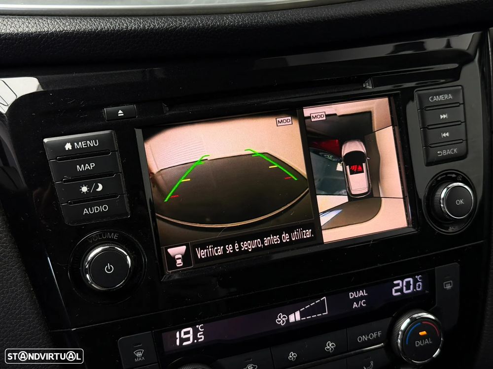 Nissan Qashqai 1.3 DIG-T N-Connecta LED+SKY - 19