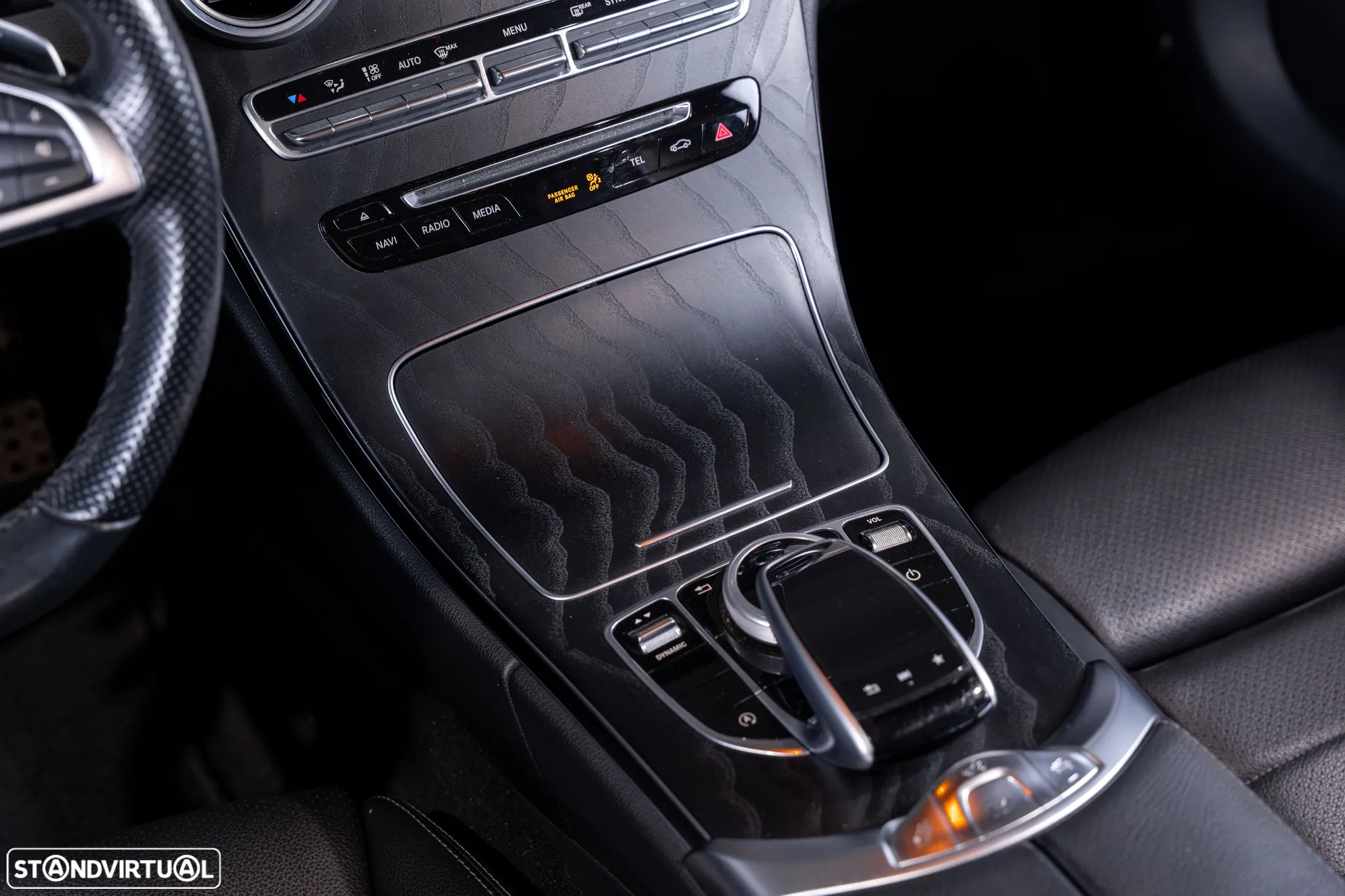 Mercedes-Benz C 220 d Cabrio 4Matic 9G-TRONIC AMG Line - 22