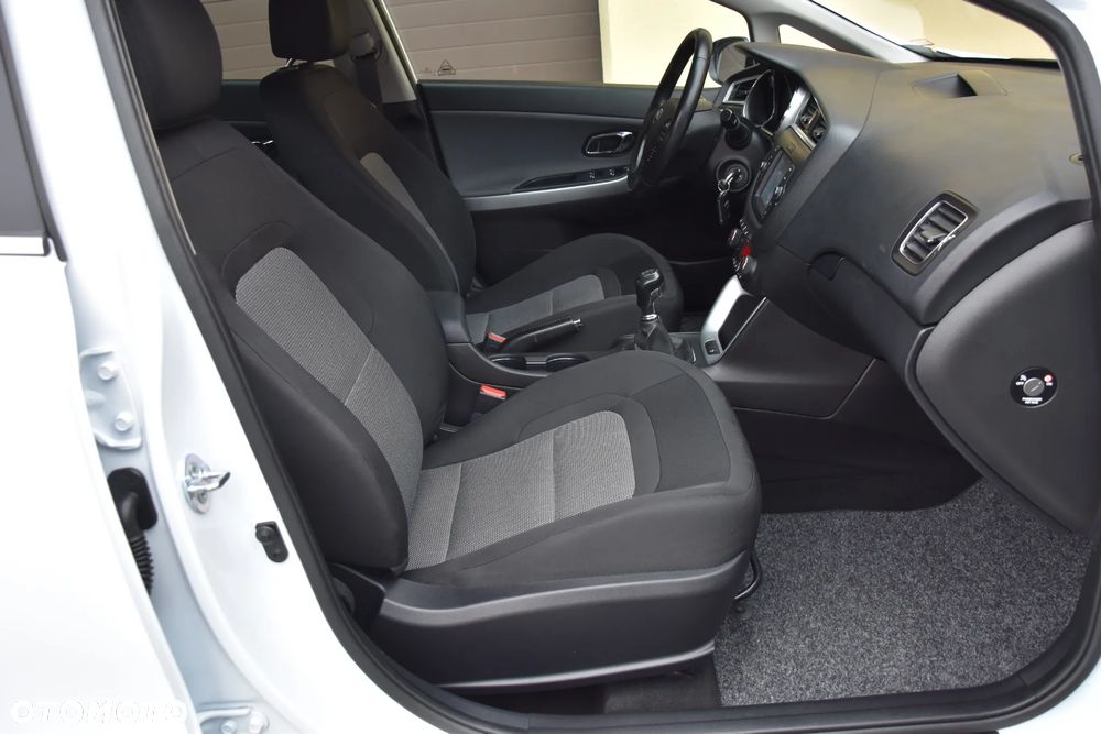 Kia Ceed 1.4 CVVT Dream-Team Edition - 20