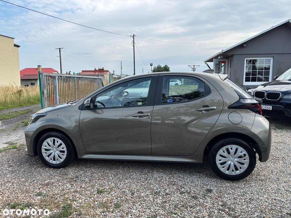 Toyota Yaris 1.5 Comfort - 11