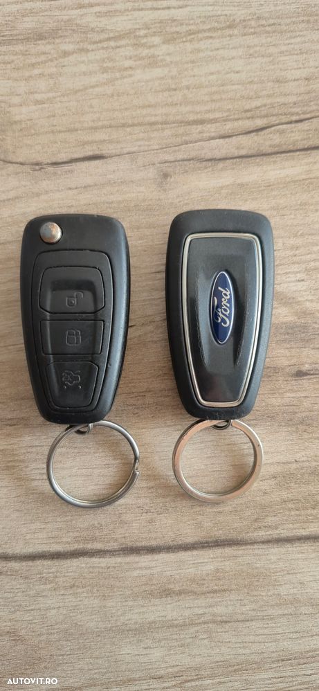 Ford Focus 1.0 EcoBoost Titanium - 13
