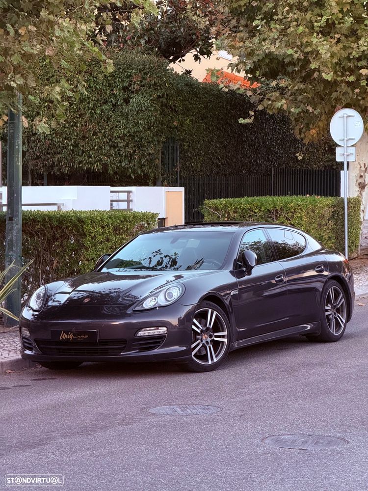 Porsche Panamera 3.0 V6 - 3