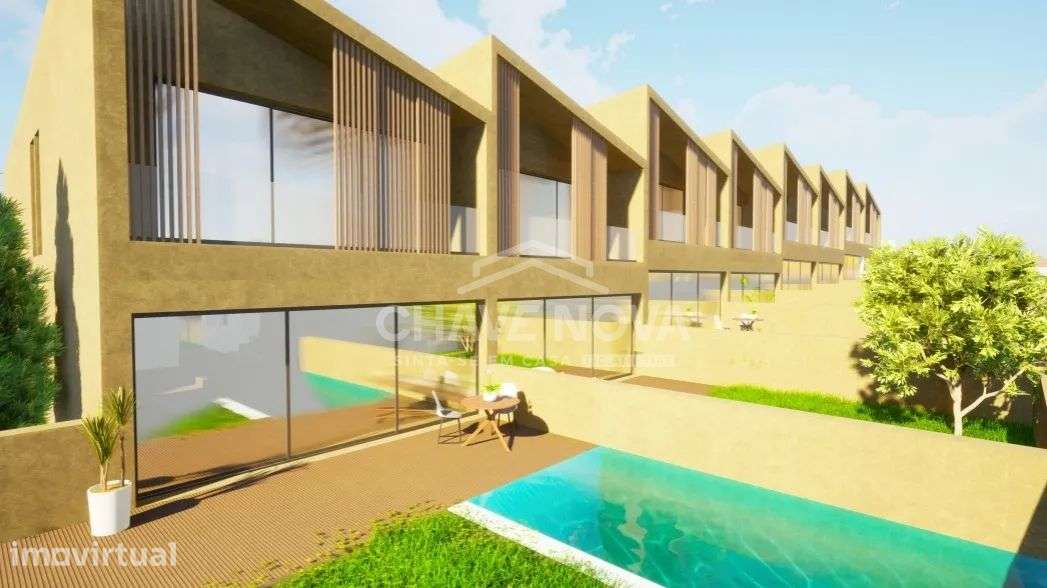 Terreno c/ Projeto Aprovado para 8 Moradias com Piscina - Grande imagem: 2/10