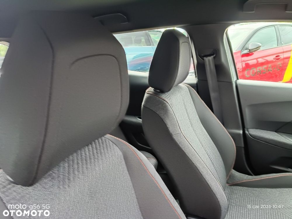 Peugeot 2008 - 12