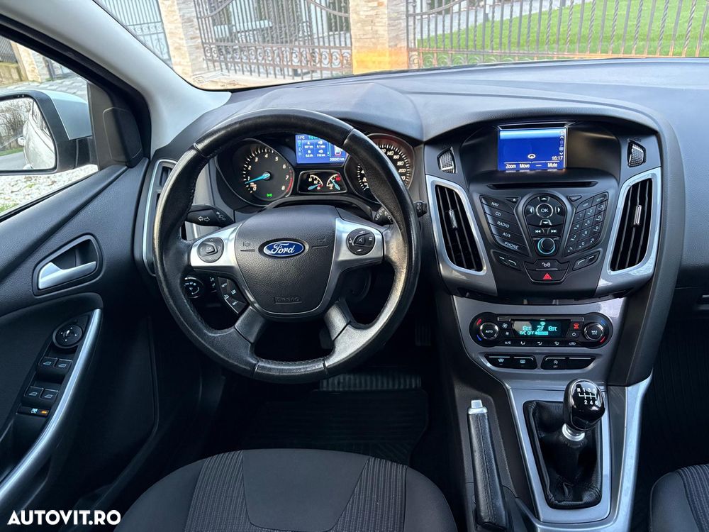 Ford Focus 1.0 EcoBoost Start Stop Titanium - 19