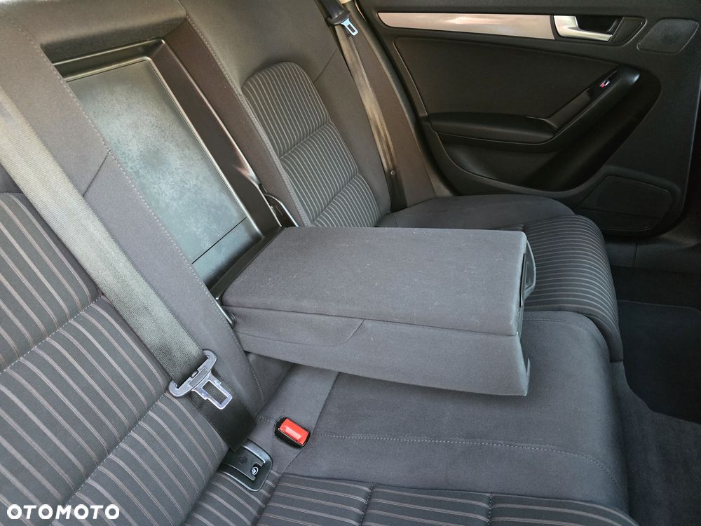 Audi A4 Avant - 27